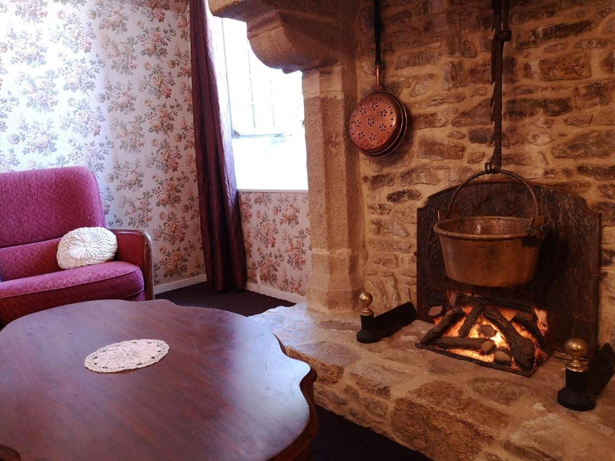 Manoir De La Foulerie Bed & Breakfast Ancteville Exterior foto